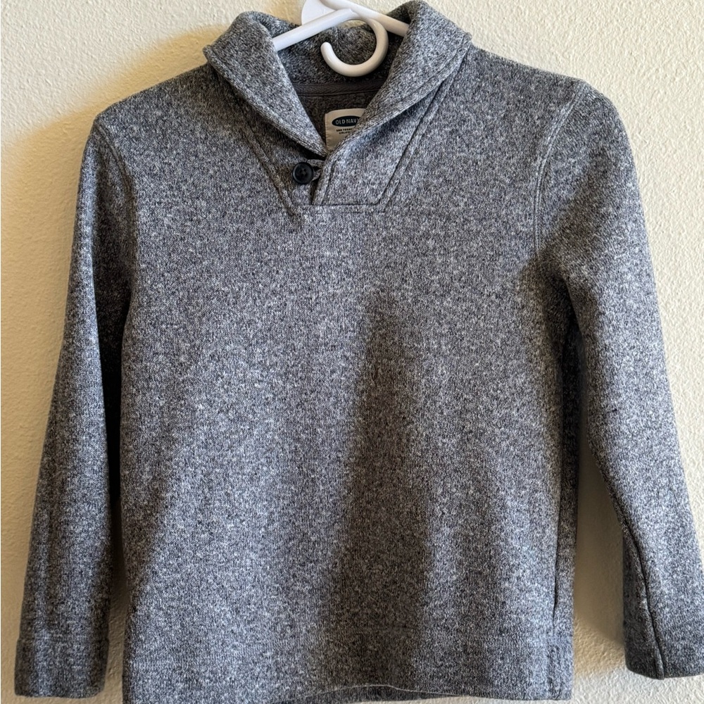Old Navy shawl-collar sweater. Boy size 8. Excellent condition.